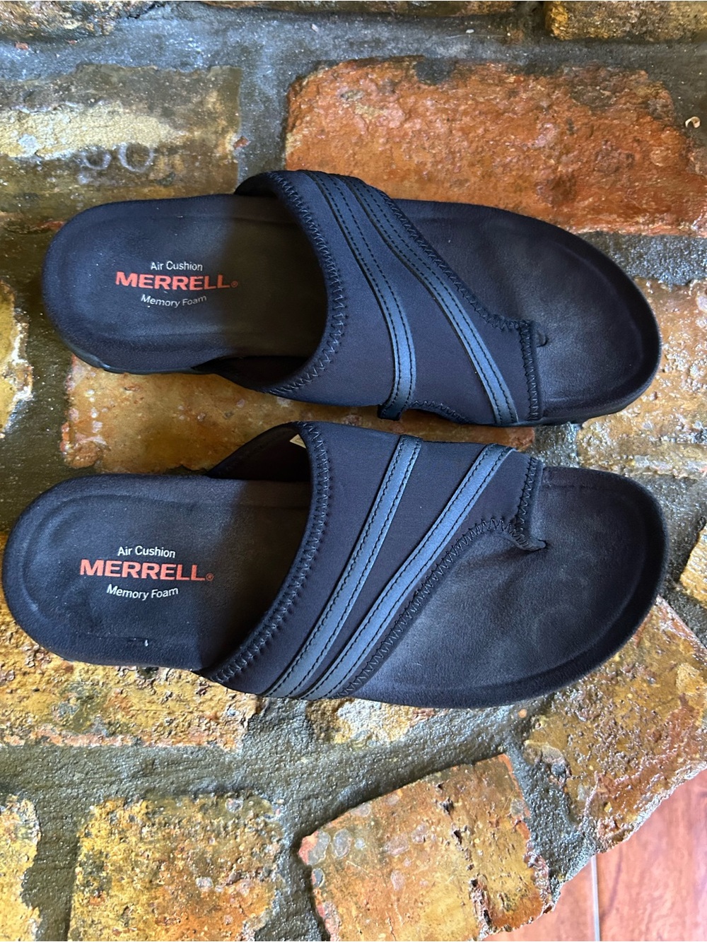 Merrell Sandals. - Picture 3 of 4